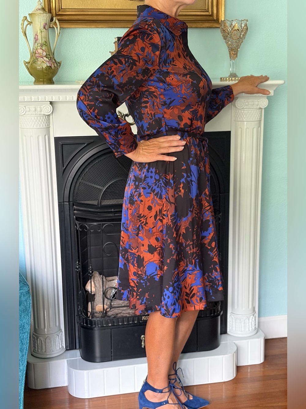 Like New Hobbs Long-Sleeve Floral Shirt Dress in Rust & Blue. Perfect for Fall